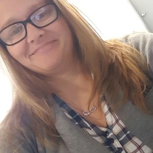 Meet your Posher, Tabitha